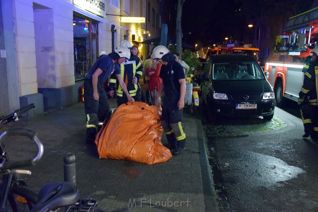 Feuer 2 Y Koeln Neustadt Sued Darmstaedterstr P251.JPG - Miklos Laubert